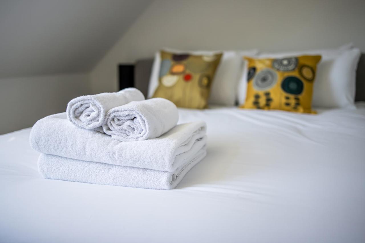 Bright & Beautiful Studio Flat In Bristol! Eksteriør billede